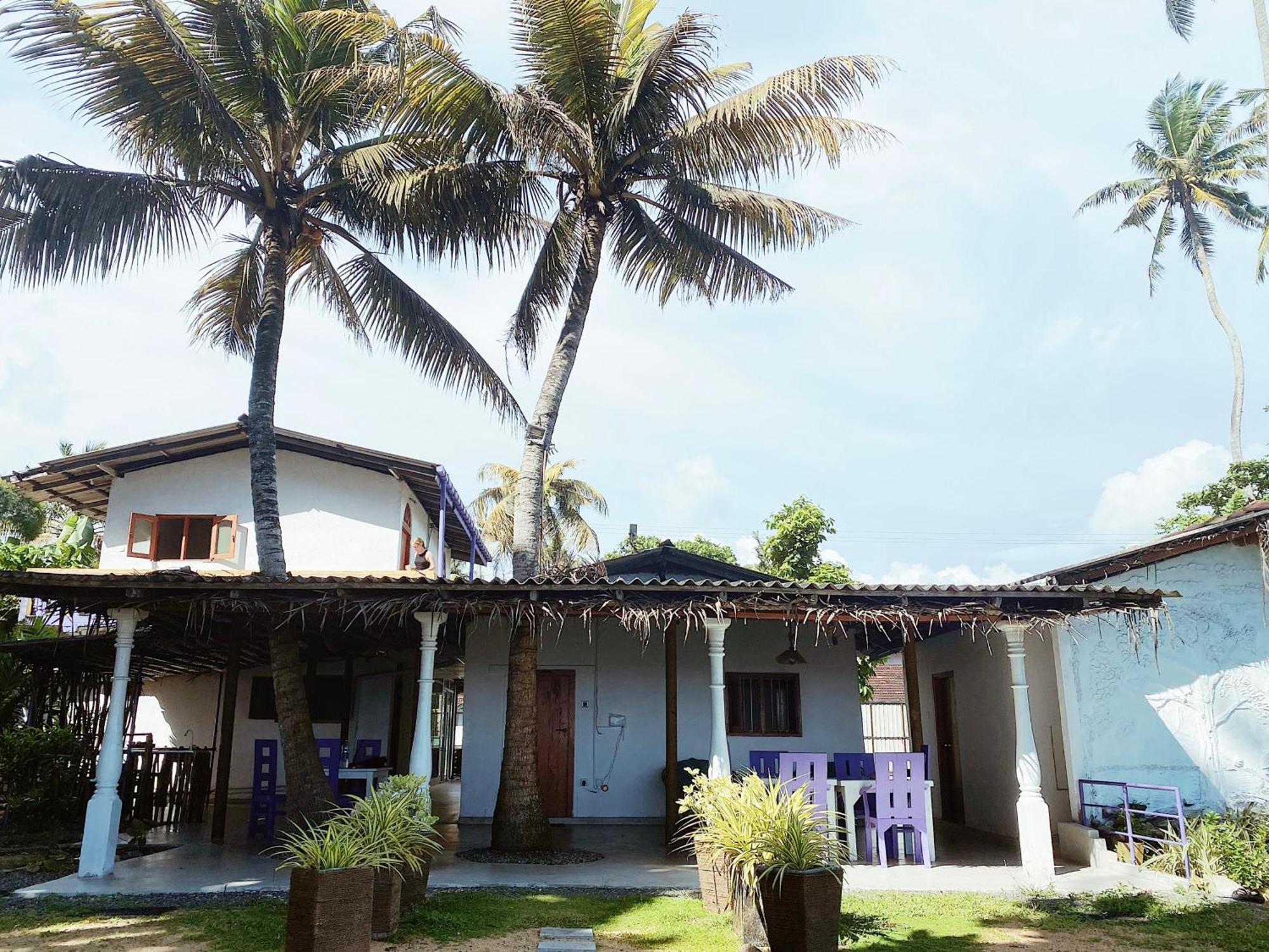 Together Beach House Midigama East Exterior foto