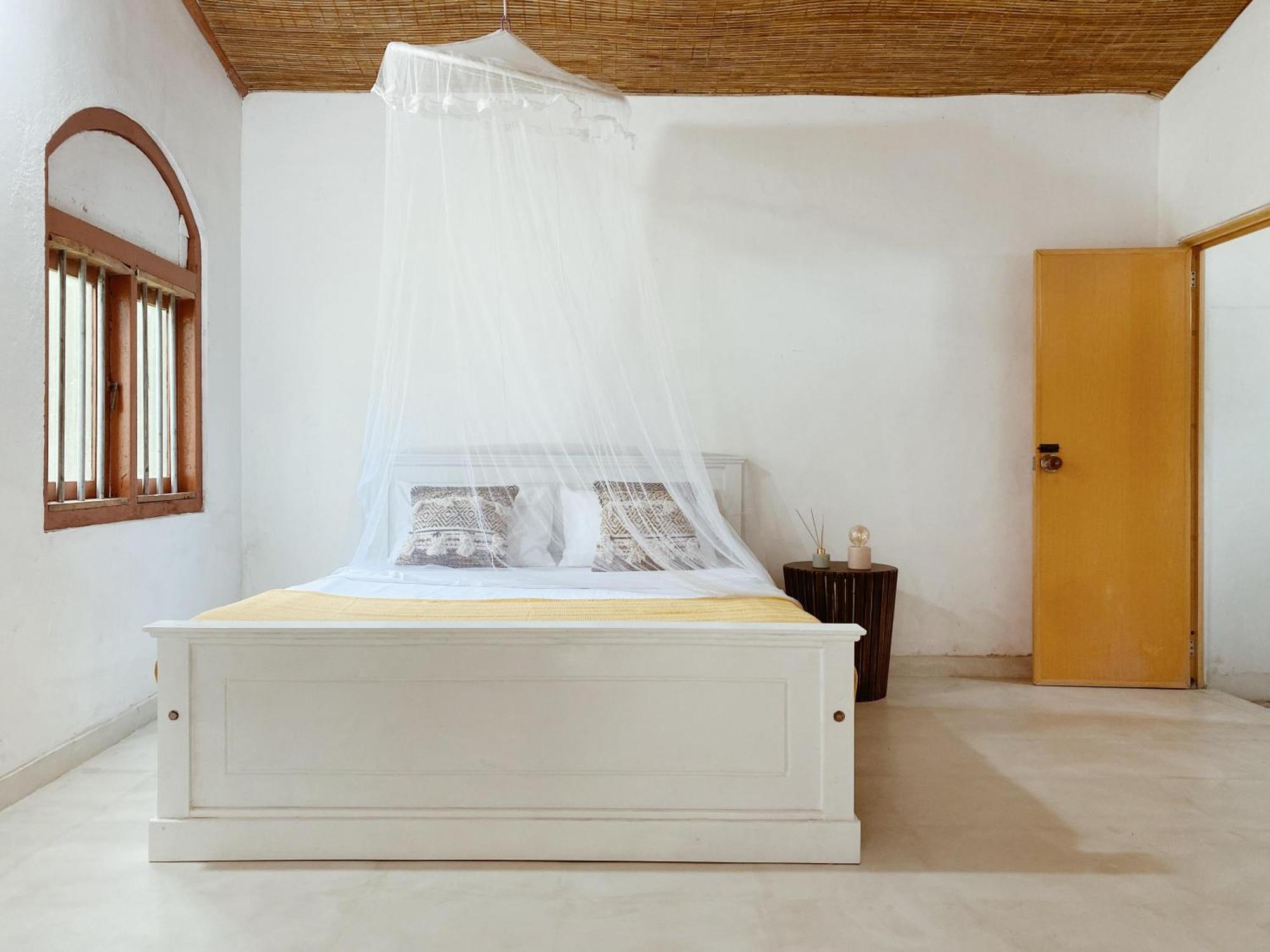 Together Beach House Midigama East Exterior foto